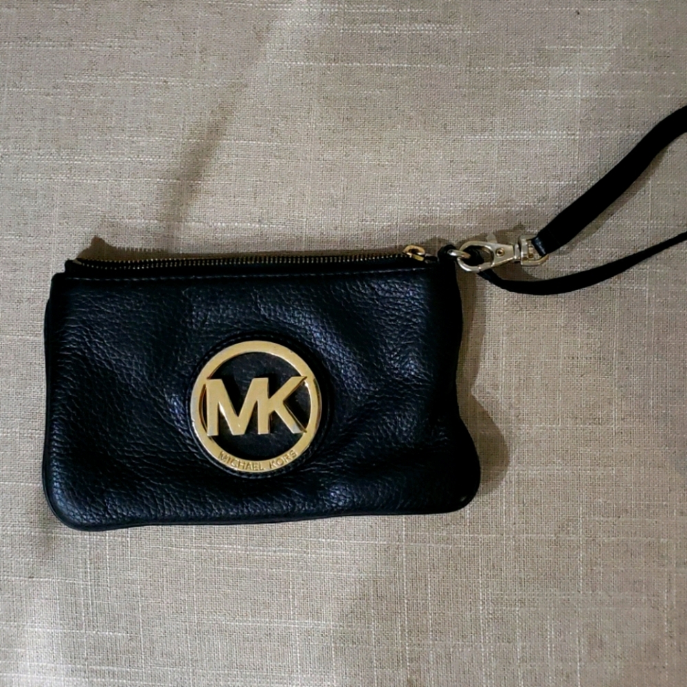 Michael Kors wristlet